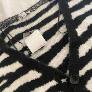 subdued | Sweaters | Zebra Print 